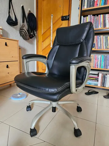 Cadeira de escritório Serta