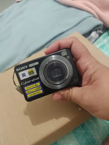 Camera Sony Cyber-shot Full Hd 1080 (usada)