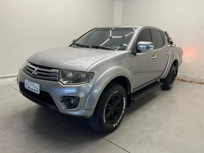 Mitsubishi L200 Triton HPE 3.2 CD TB Int.diesel AUT 2016