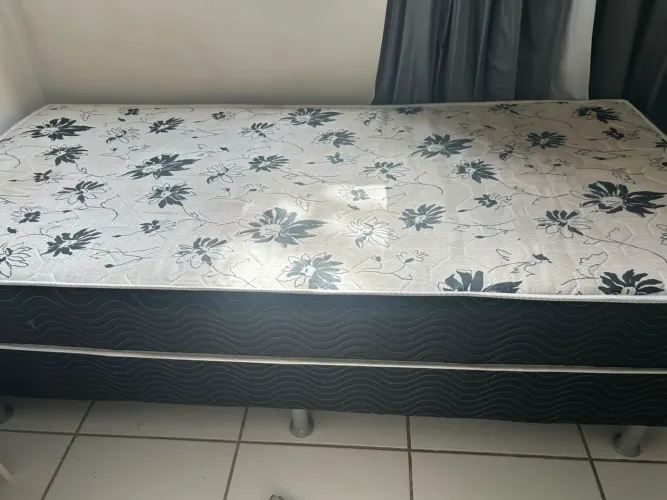 VENDE CAMA SOLTEIRO BOX