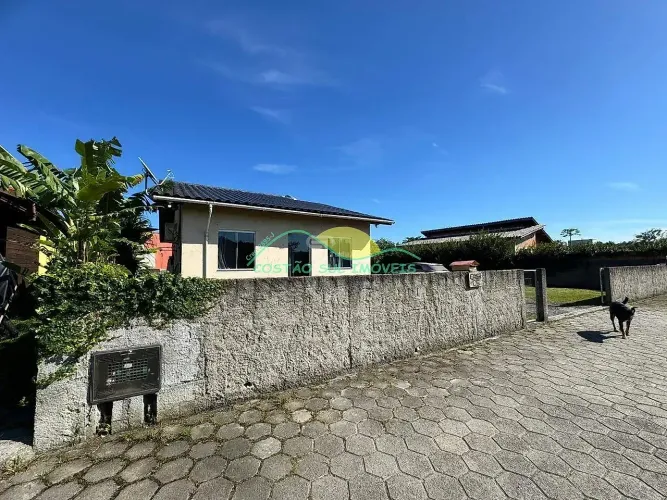 2 Casas de alvenaria de 1 quarto com 32m² cada em terreno de 400m² no Alto Ribeirão - Ribe