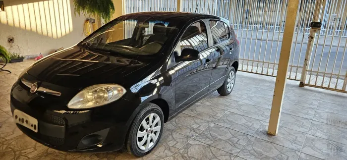 Fiat Palio Attractive 1.0 EVO Fire Flex 8V 5P 2016