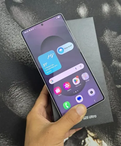 Celular Samsung Galaxy S25 Ultra 5G, 512GB, 12GB RAM, Câmera Quádrupla de 200 mega pixel.