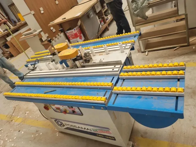 Coladeira de bordas com duplo coleiro Possamai CBD 1260