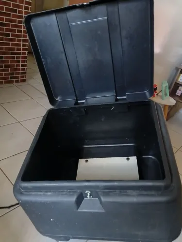 Mottu Baú para Moto mottu Entrega Delivery com Suporte Metálico