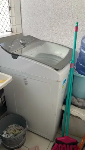 Máquina de lavar roupas Brastemp