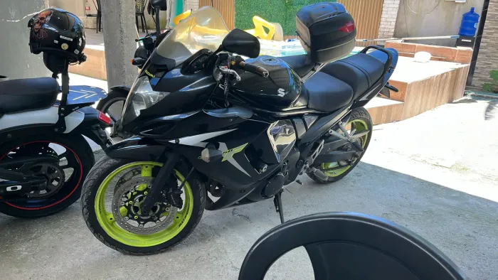 Vendo Suzuki 650f 