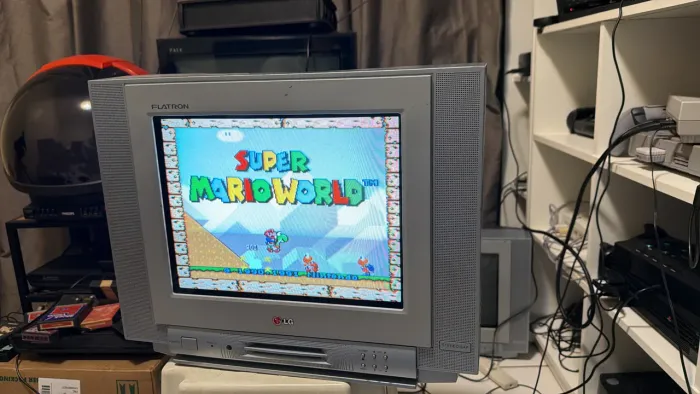 Tv RetroGamer LG CRT 15 polegadas com mod vídeo componente