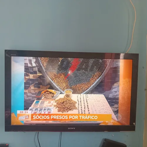 Tv Sony 42 polegadas funciona perfeitamente 