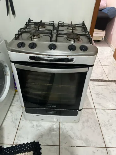 Fogão 4 bocas Brastemp