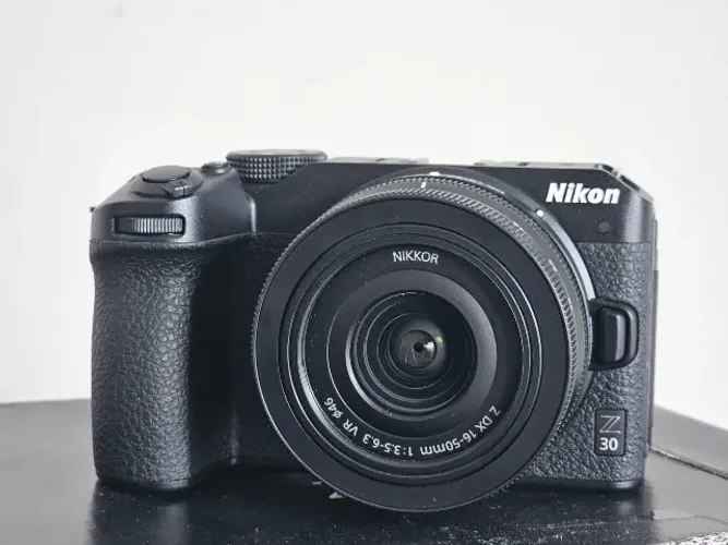 Nikon Z30 + Lente 16-50 + Cartão 8 gb - Apenas 444 Cliques - IMPECÁVEL
