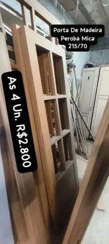 Portas De Peroba Mica