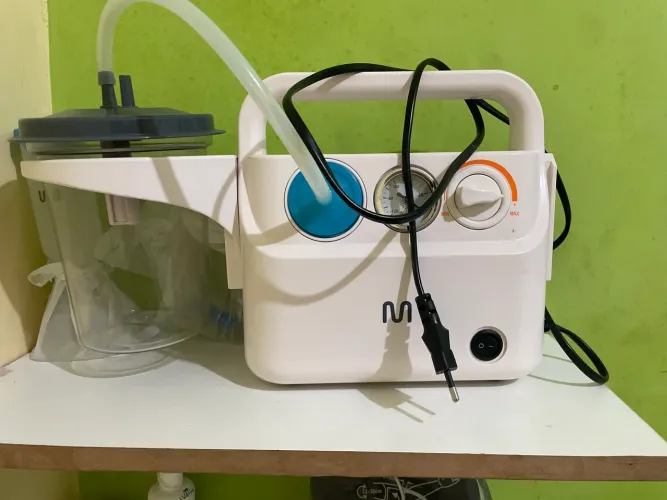 Máquina de aspiração portátil