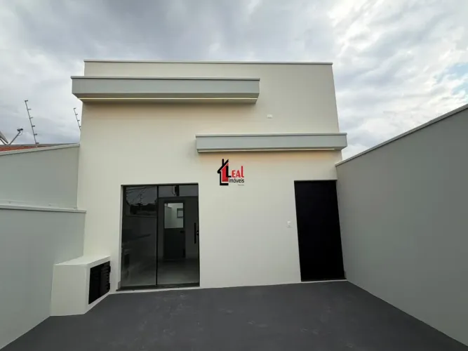 Casa para Venda em Presidente Prudente, SÃO LUCAS, 2 dormitórios, 1 suíte, 2 banheiros, 2