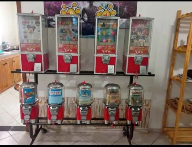 Máquina de Bolinhas (Vending Machine)