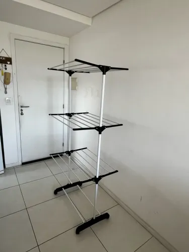 Varal de Chão Vertical 3 Andares com Rodinhas