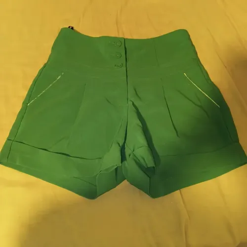 Shorts Alfaiataria Feminino TVZ Verde - Tam 40