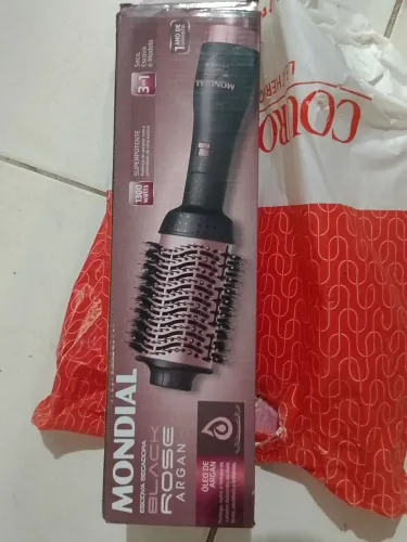Vendo escova e secadora.
