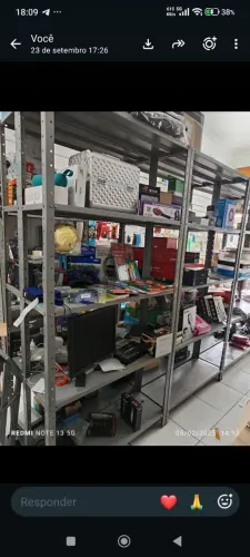 Prateleira de ferro para comércio