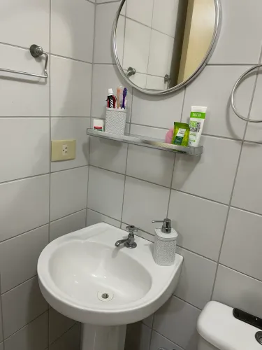Alugo quarto Cond Vila Maestria