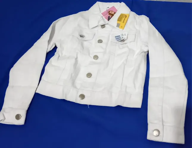 JAQUETA SAWARY INFANTIL NOVA TAMANHO 10 VESTE. 6 A 7. ANOS R$ 70,00