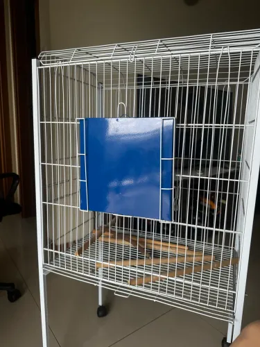 Gaiola para aves seminova | R$ 400,00
