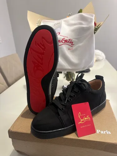 tênis christian louboutin preto 41 BR