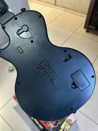 Vendo guitarra ps3