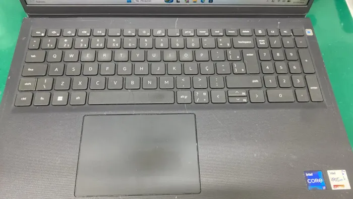 Dell vostro 153410 core i7 de 11 geração com 16 giga de memória ddr4 e ssd 512gb