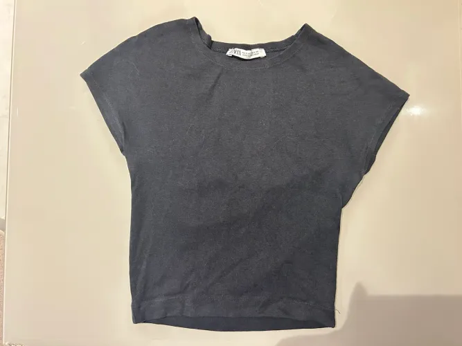 Camiseta preta ZARA 