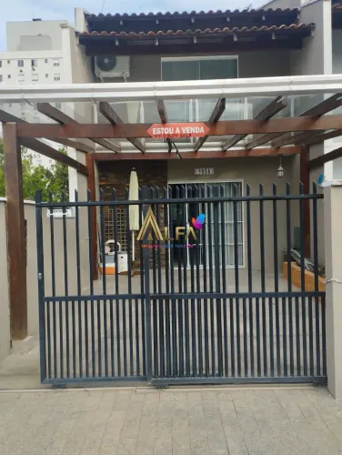 Excelente Sobrado de 3 Quartos no Itacolomi  Balneário Piçarras