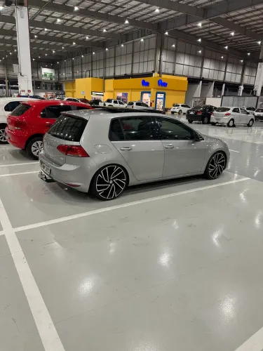 Volkswagen Golf Comfortline 1.6 MSI Total Flex Mec. 2016