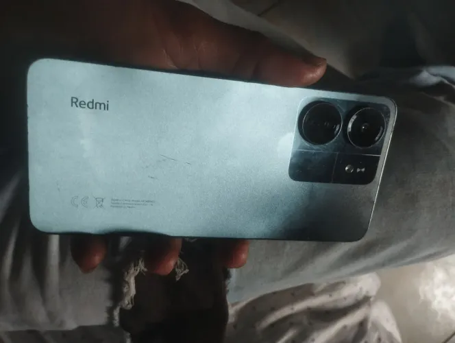 REDMI 13C memória 256gb