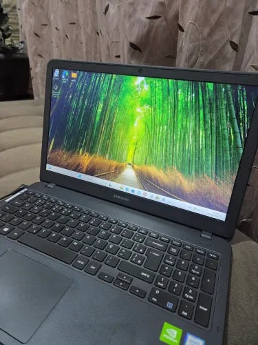 Notebook Samsung i7 8ª Geração | 8GB RAM | 1TB | NVIDIA