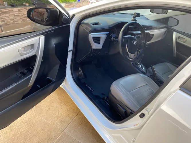 Toyota Corolla GLI 1.8 Flex 16V Aut. 2017