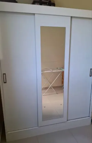 Vendo Guarda roupa solteiro 500