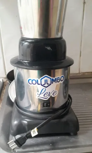 Liquidificador Baixa Rotacao 3,5 Litros - Linha Leve Colombo