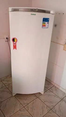 Freezer consul vertical 231 litros