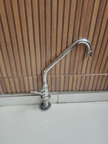 Torneira de cozinha à venda!