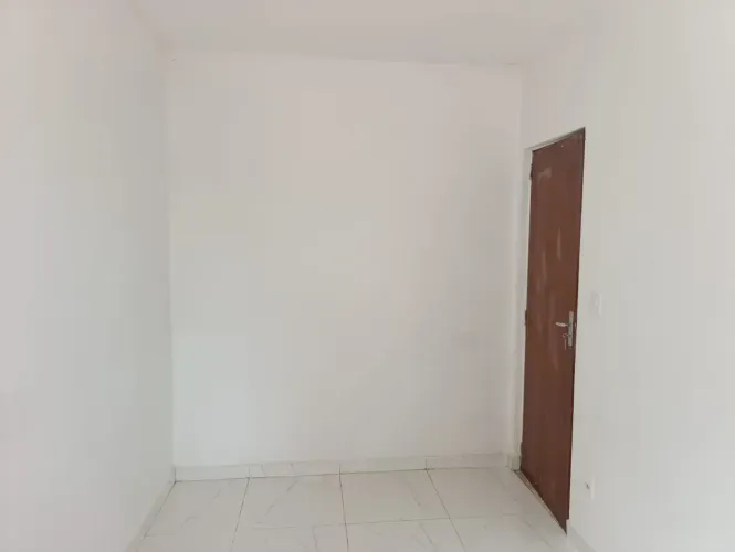 Apart 2/4, térreo com quintal
