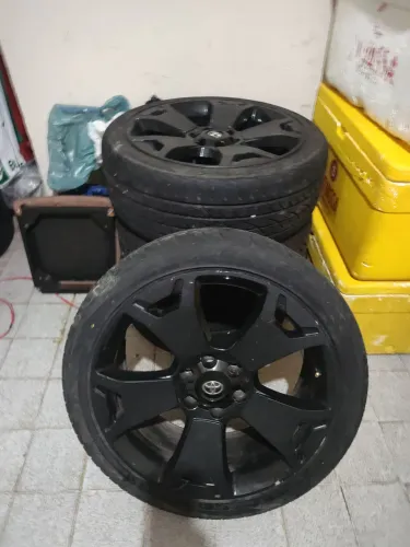 Rodas aro 22 com pneus novos