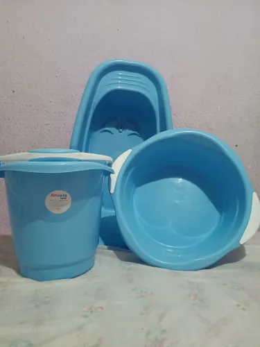 Vendo Kit de banheira com 3 peça