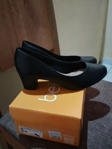 SAPATO FECHADO FEMININO COM SALTO