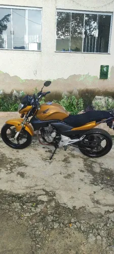 Cb 300 10/11