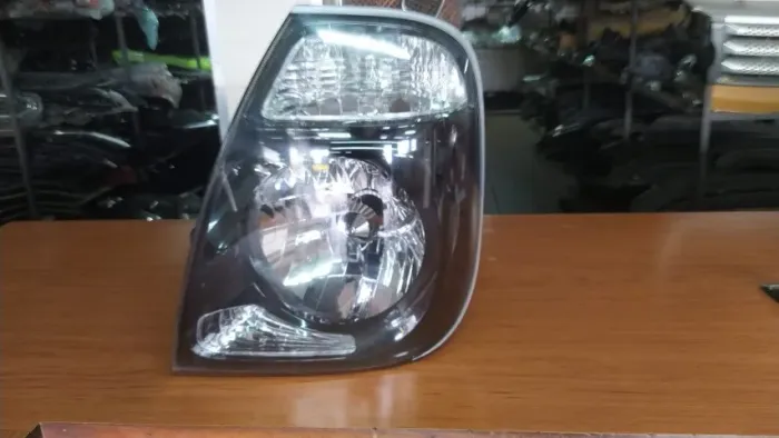 Farol Kia Bongo Mascara Negra 2013 ate 2022