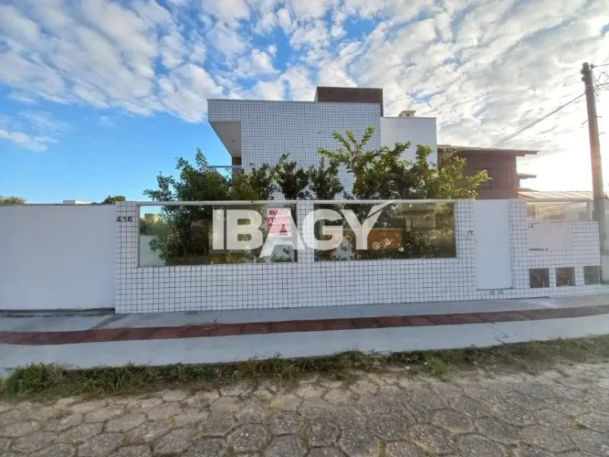 Excelente Casa 3 dormitório(s) em Campeche - FLORIANÓPOLIS