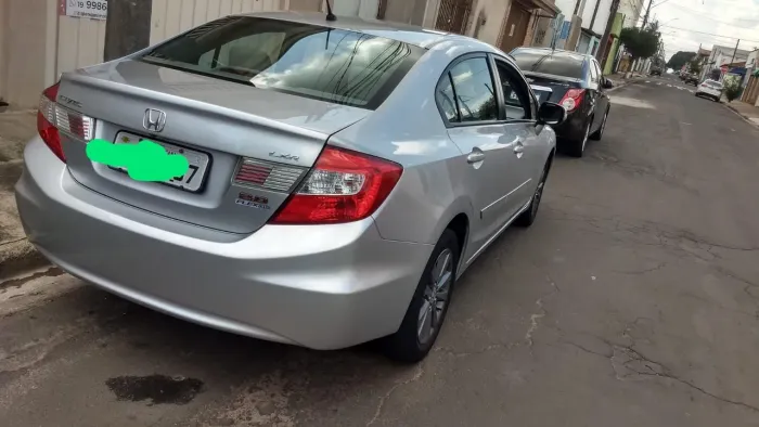 Honda Civic Sedan LXR 2.0 Flexone 16V Aut. 4P 2014