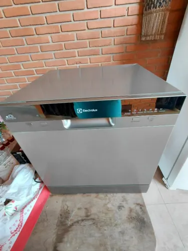 LAVA LOUÇA ELECTROLUX LL08S