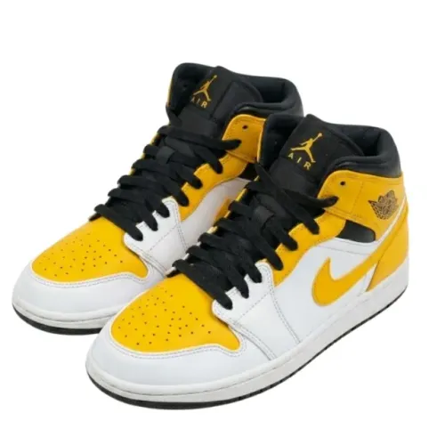 Tênis Nike Air Jordan Mid 1 - Tamanho 34