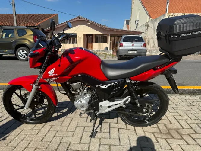 Fan 160 com 8.900 km